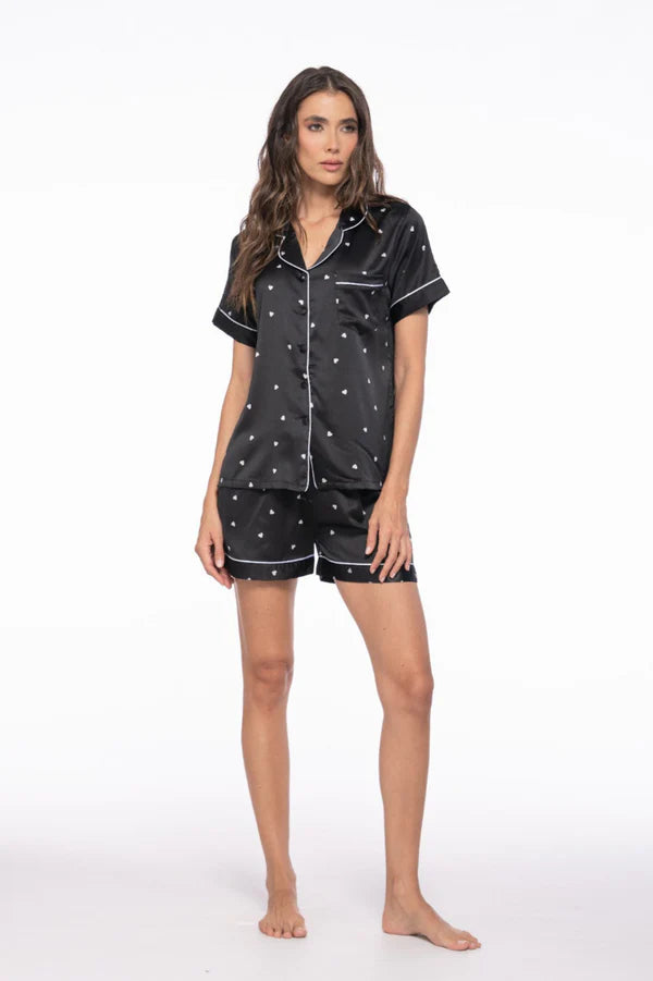 CONJUNTO SHORT NEGRO CORAZONES